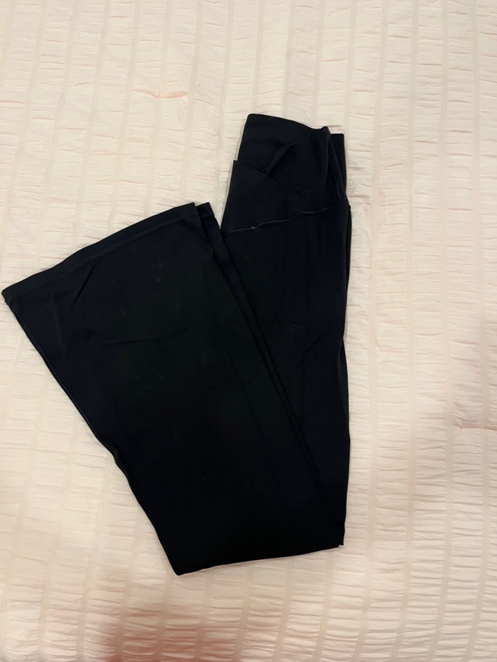 aerie Black 'Offline' flare leggings